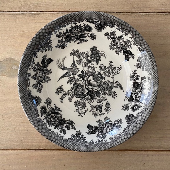 Royal Stafford ASIATIC PHEASANT Black Coupe Cereal Bowl - Picture 2 of 4